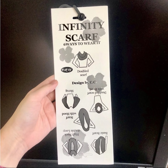 🏷️CHEVRON INFINITY SCARF - Picture 5 of 6